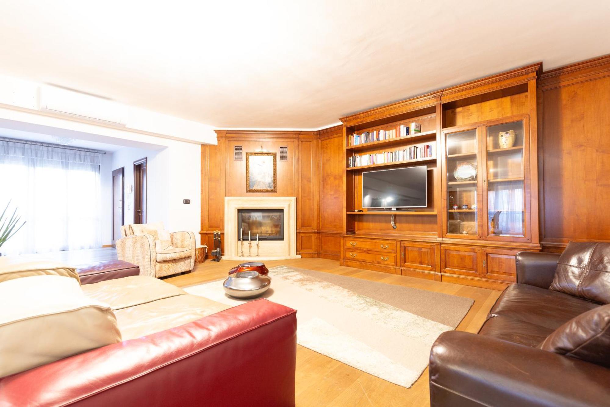 Villa Adige Luxury - M&M Holiday House เปรูจา ภายนอก รูปภาพ