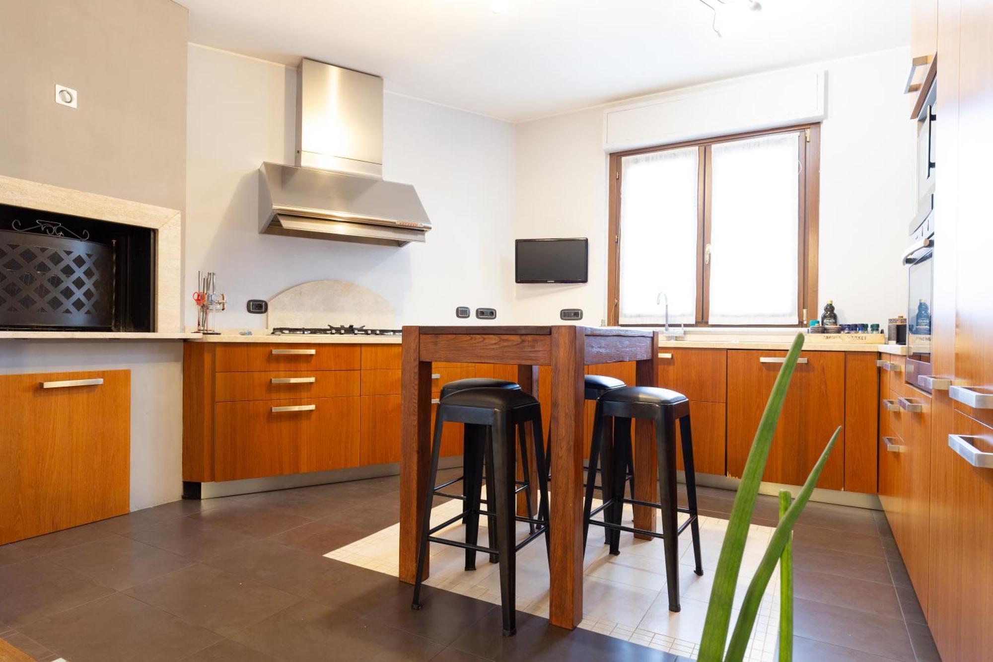 Villa Adige Luxury - M&M Holiday House เปรูจา ภายนอก รูปภาพ